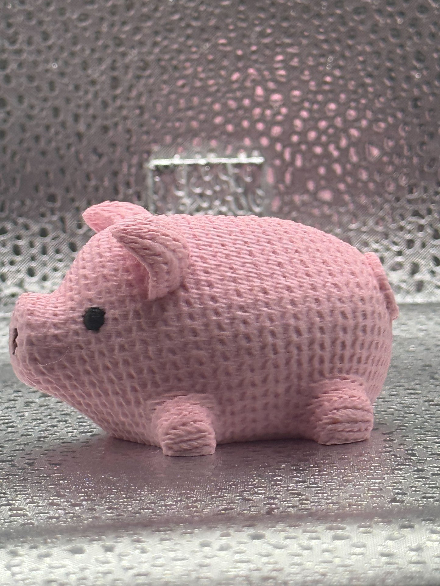 3D Printed Knitted Pig - Oinking all the way home