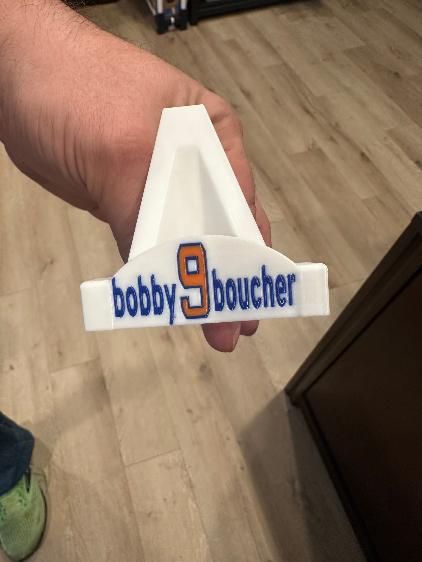 3D Printed Logo Card Stands- Help your business stand out!